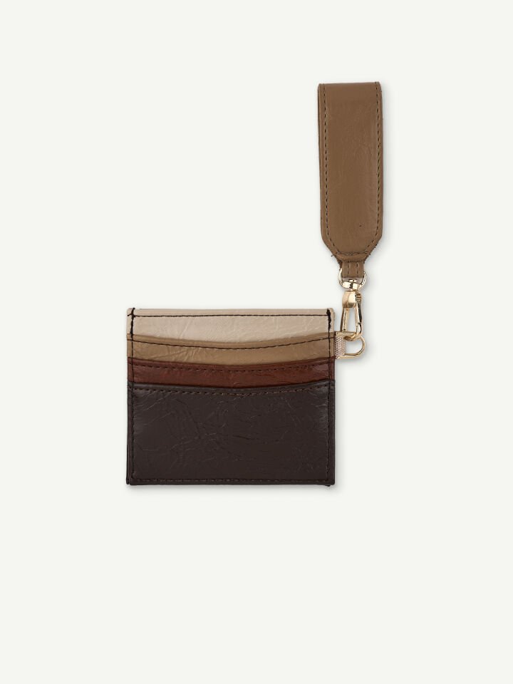 Kadın Fiyonk Detaylı Anahtarlıklı Parlak Suni Deri Kartlık